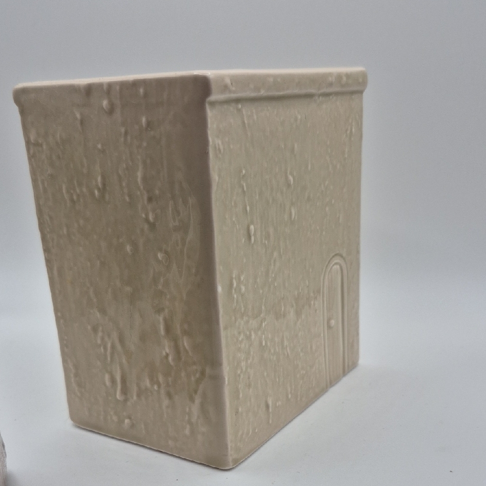 OTAGIRI JAPAN Charming Ceramic House Art Decor CANISTER - Picture 8 of 8